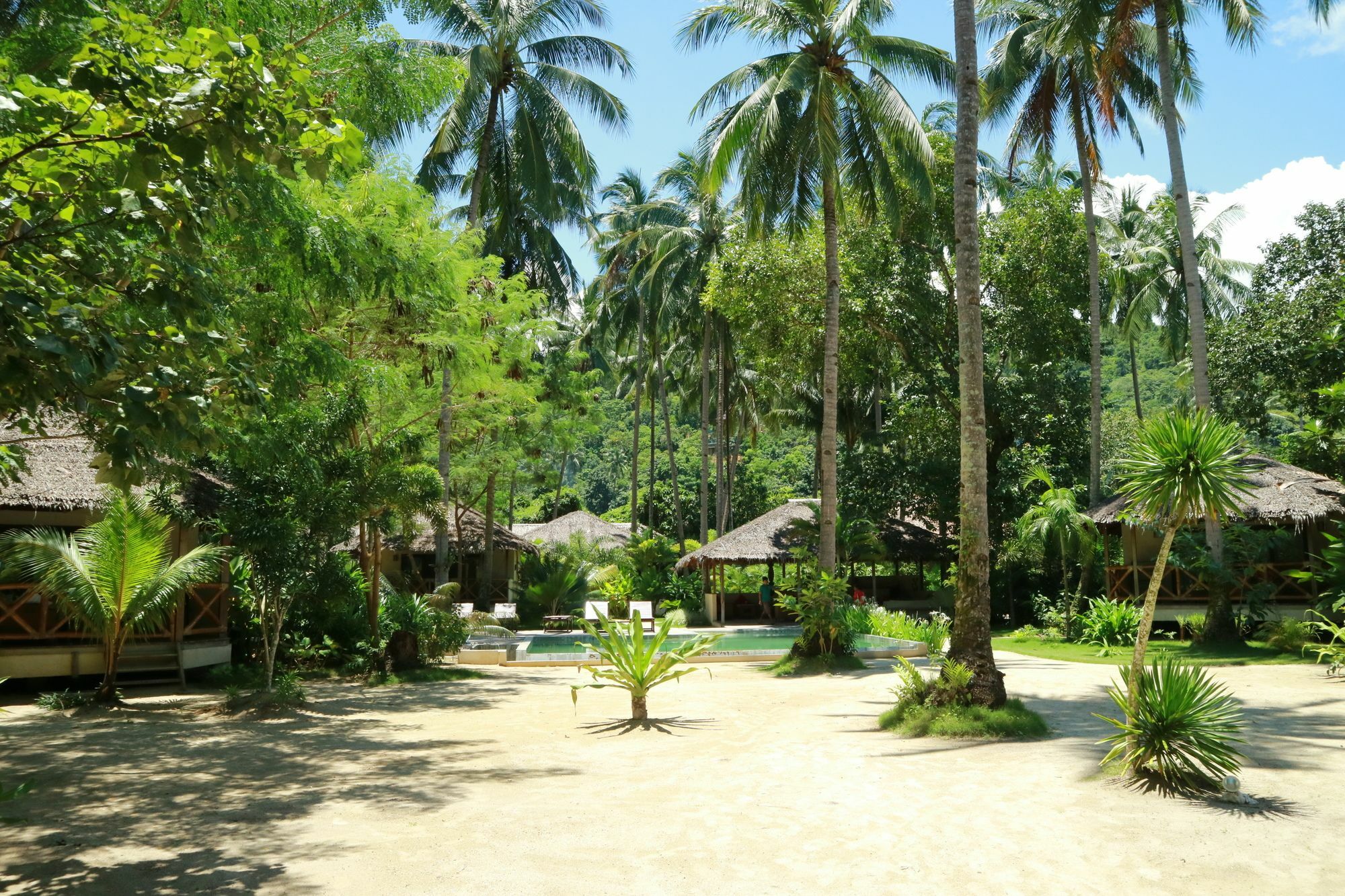 El Nido Mahogany Beach Hotel Екстериор снимка